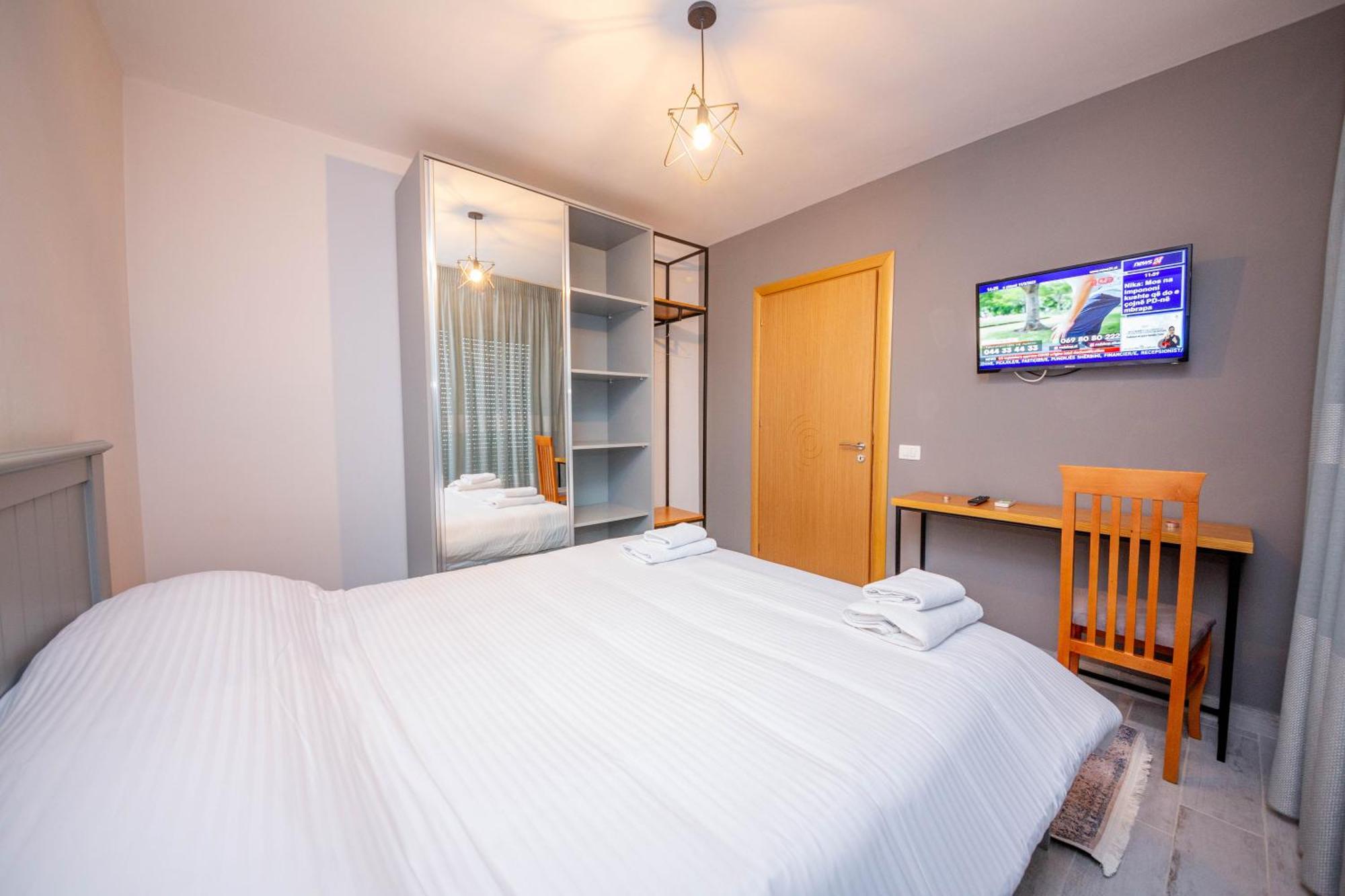 Aerial Hotel & Spa Вльора Екстер'єр фото