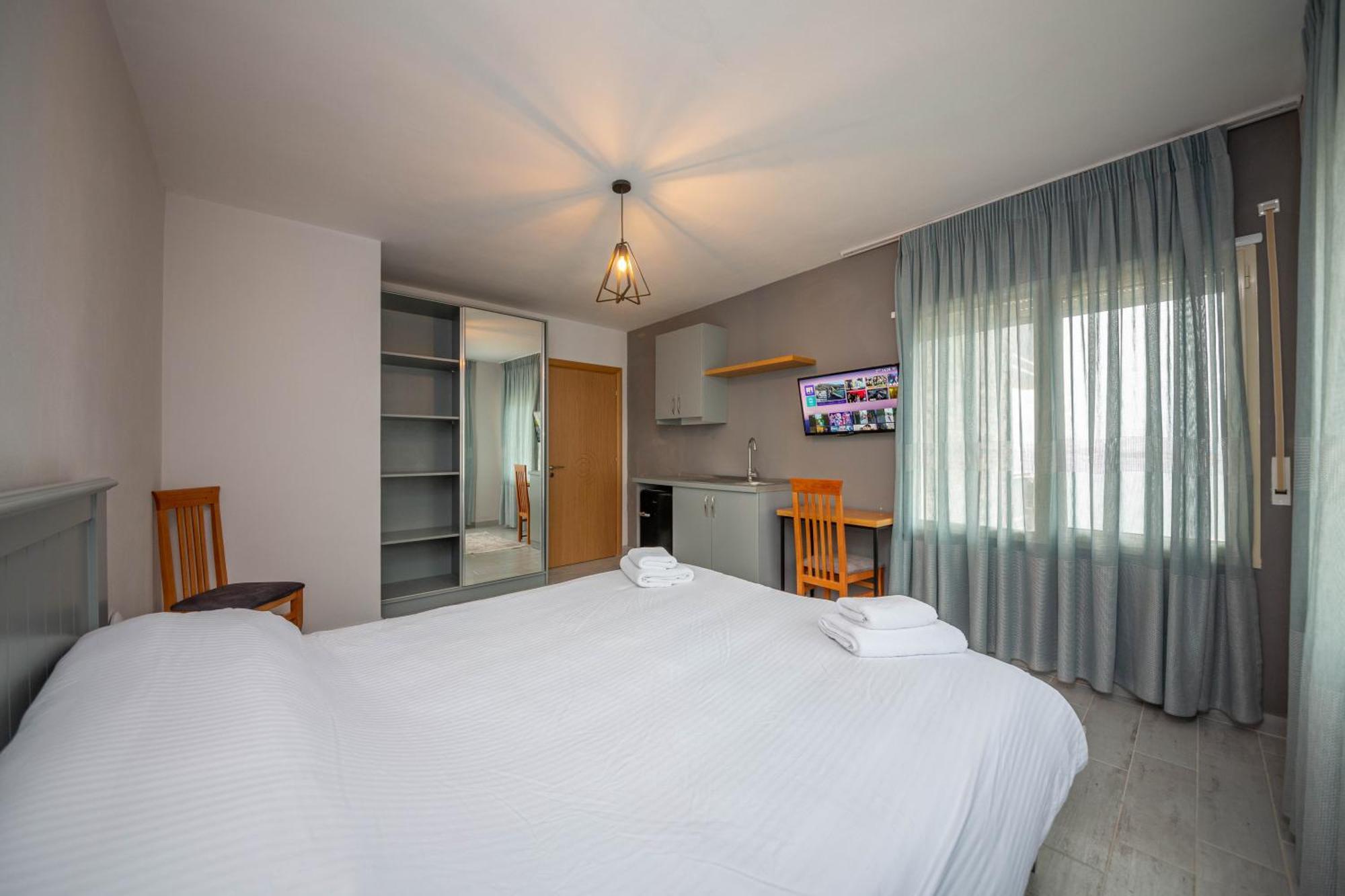 Aerial Hotel & Spa Вльора Екстер'єр фото