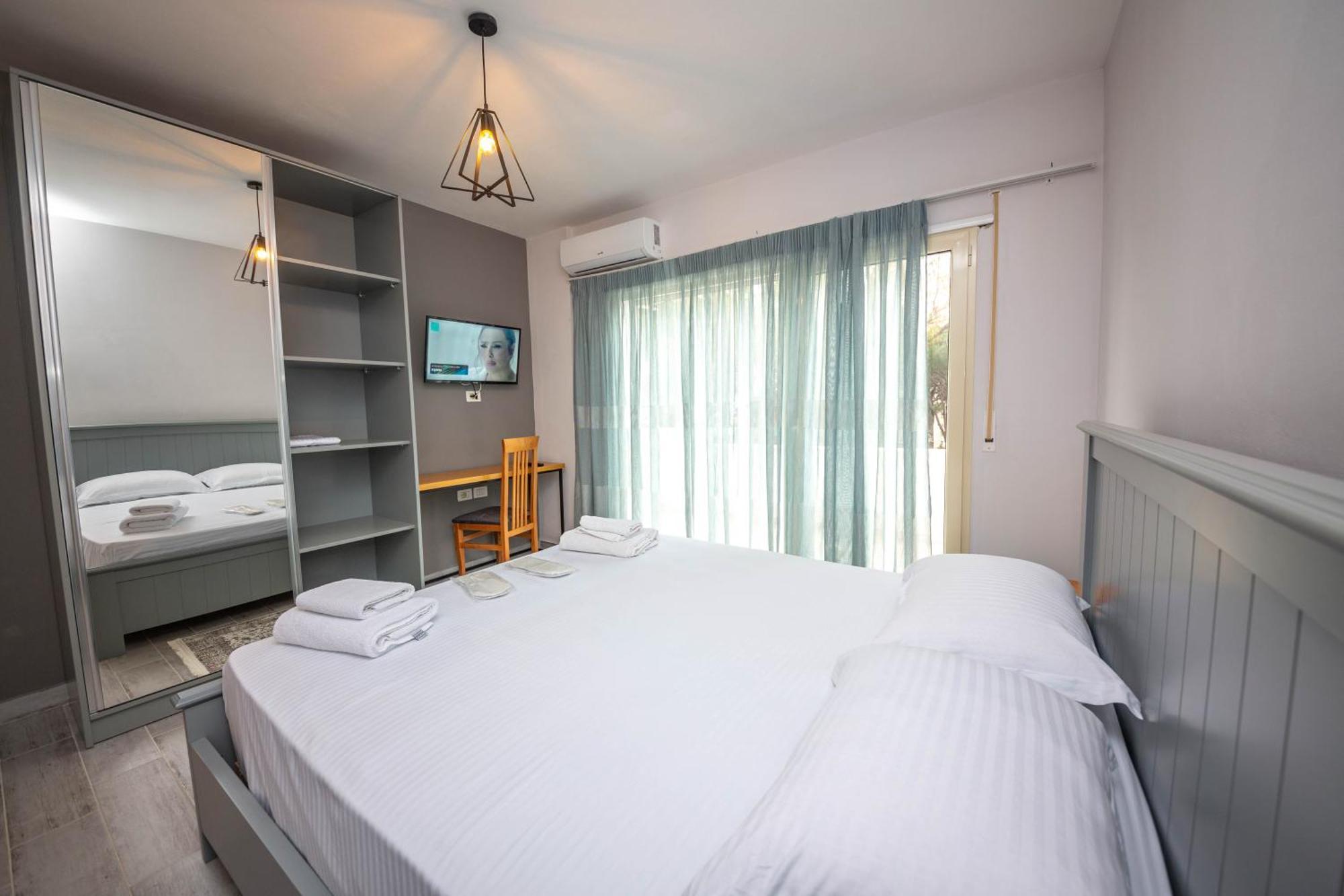 Aerial Hotel & Spa Вльора Екстер'єр фото